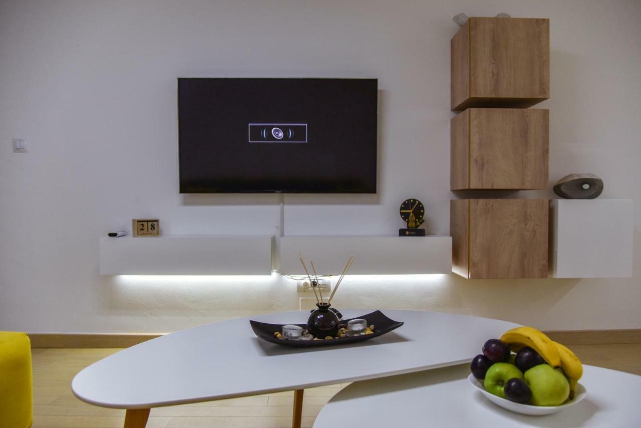 Lux Apartment Flatiron Skopje Eksteriør bilde