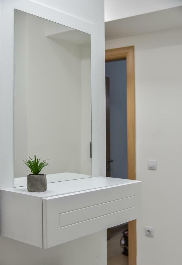 Lux Apartment Flatiron Skopje Eksteriør bilde